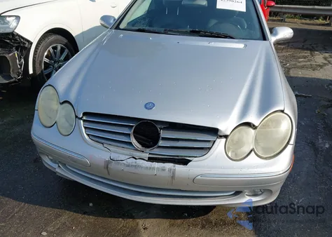 2005 Mercedes-Benz Clk 320 из США, поврежденный, VIN WDBTK65J85F150968